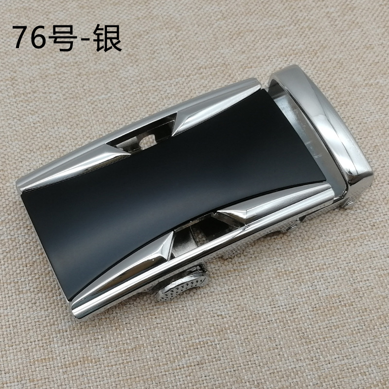 76银