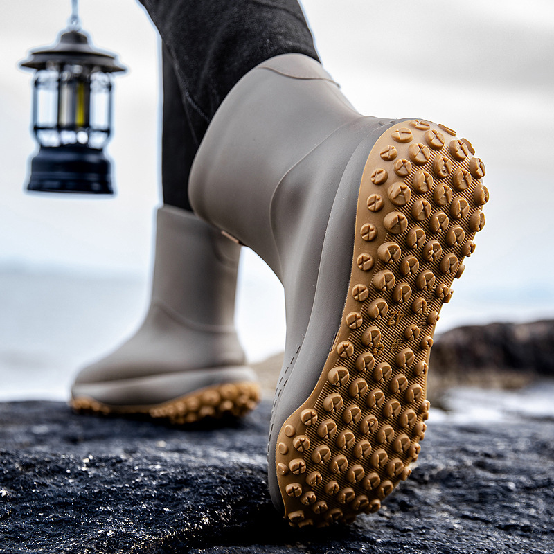 Size 36-48 Eco-Friendly Rain Boots for Men and Women, Mid-Calf Men's Water Shoes, Fashionable Export Rain Boots, Warm Work Rubber Shoes Size 36-48 Eco-Friendly Rain Boots for Men and Women, Mid-Calf Men's Water Shoes, Fashionable Export Rain Boots, Warm Work Rubber Shoes