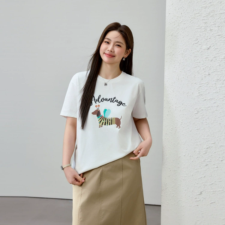 [Модная персонализированная футболка с рисунком щенка из мультфильма, уменьшающая возраст] Тонкая и красивая женская одежда больших размеров, толстая мм2025, летний новый стиль