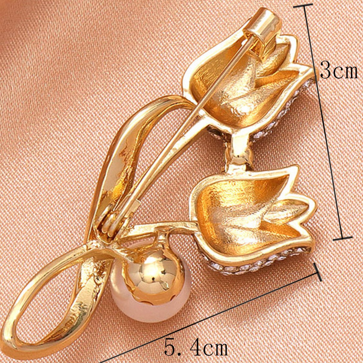 Estilo coreano nueva joyería tulipán perla broche de mujer de gama alta traje abrigo pin diamante aleación ramillete mujeres