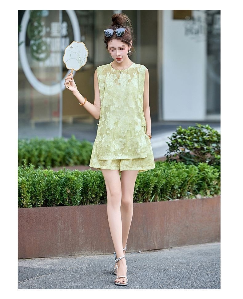 Bộ quần short áo không tay nữ phong cách quốc phong mới 2026 — Bộ màu xanh lá cây nhạt, Bộ màu hồng nhạt chi tiết 18