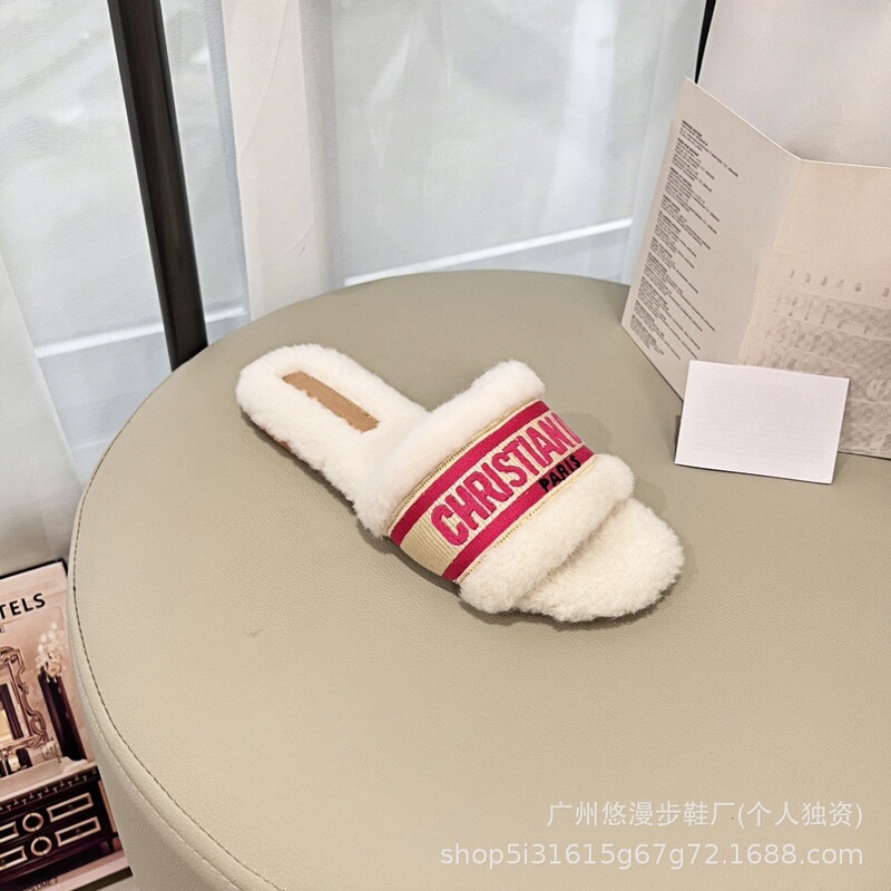 2025年秋冬新款平底羊羔毛拖鞋女外穿刺绣字母保暖百搭休闲毛毛拖|undefined