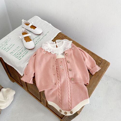  Spring and Autumn Clothes for Infant Girls Knitted Embroidered Sweater Jacket + Twist Romper Suit Single Shot