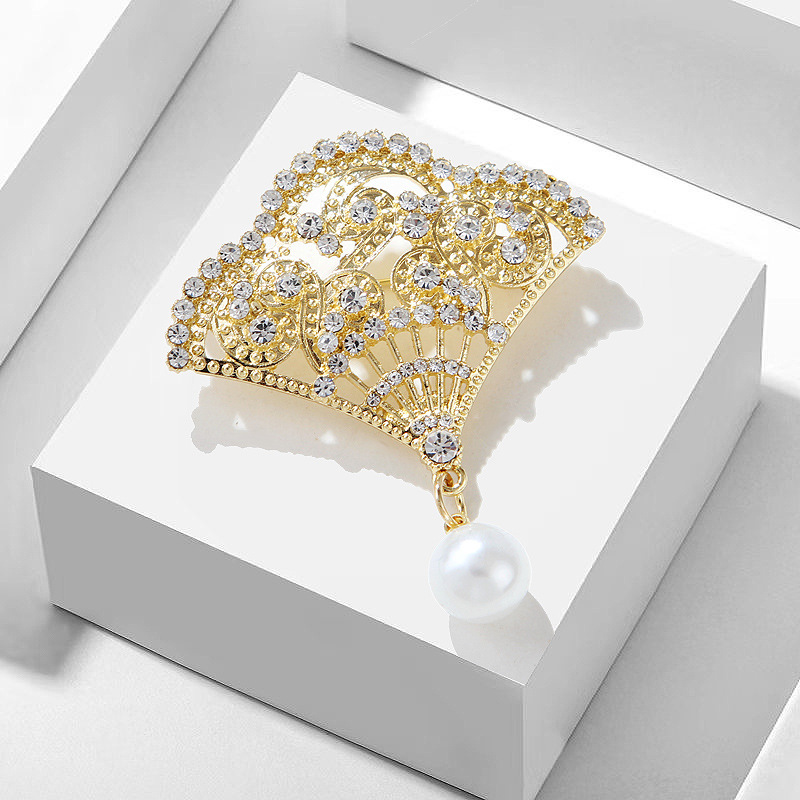 Korean style fashion personality Chinese style fan pearl brooch anti exposure corsage buckle forest series all match temperament female_voghion.com