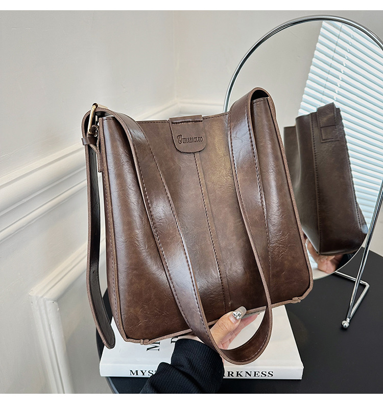 New fashionable and versatile women's single-shoulder bag and women's bag, a best-selling large-capacity bucket bun for European and American foreign trade undefined