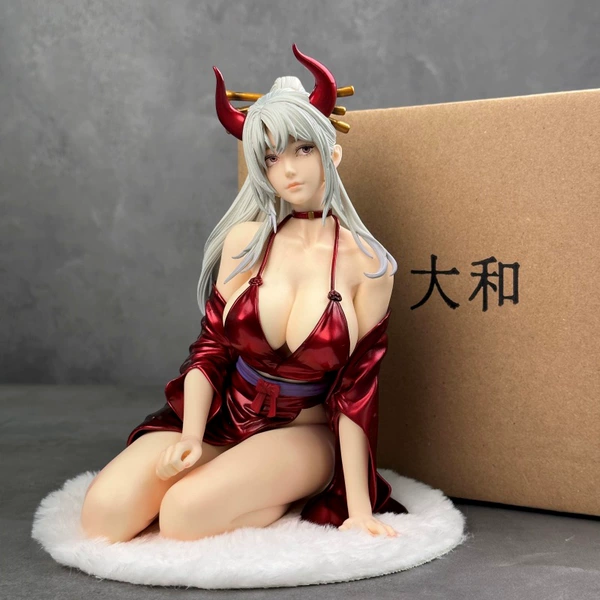 Large Kneeling Kimono Yamato