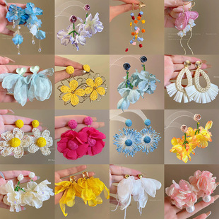 ���ɲ�ɫ������hŮ���캣߅�ȼ��L�Շ��ж���ɭϵС�����������