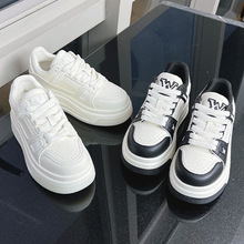 新款小白鞋女2025春季厚底增高百搭休闲单鞋女通勤时尚运动板鞋女
