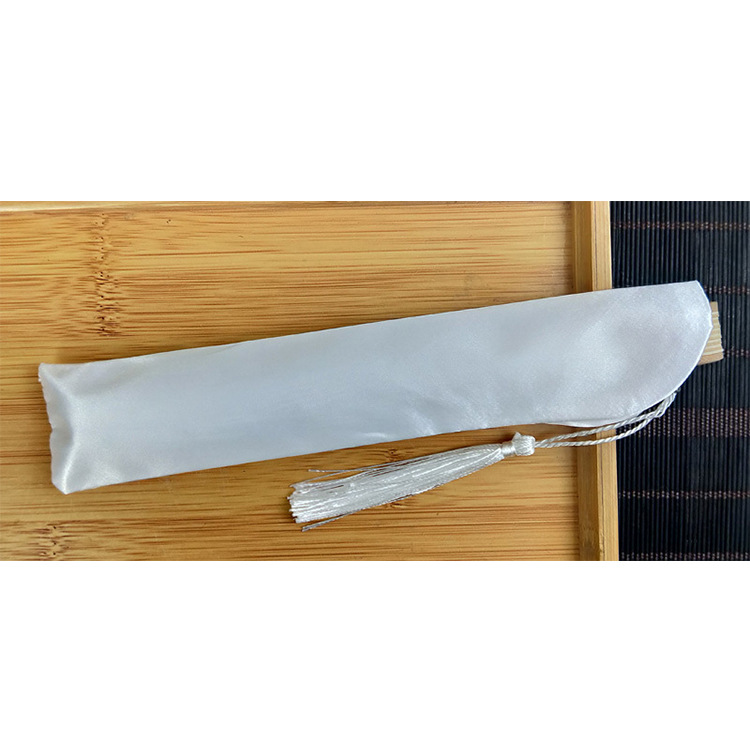 En stock cubierta del ventilador de las mujeres de tela de seda bolsa de ventilador regalo pequeño ventilador de embalaje fabricante de lino cubierta del ventilador de brocado