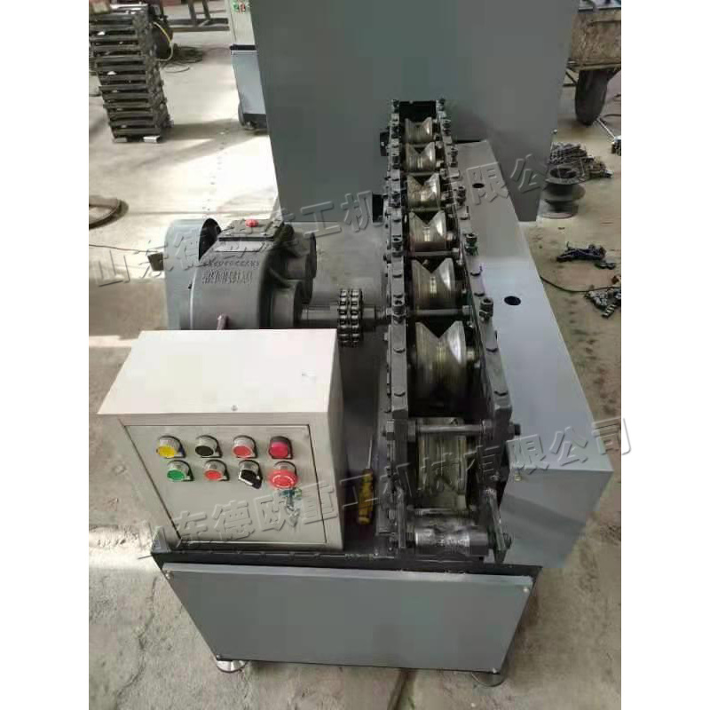 弯曲方管调直机 除锈刷漆一体机 建筑工程中弯曲变形方管压直机