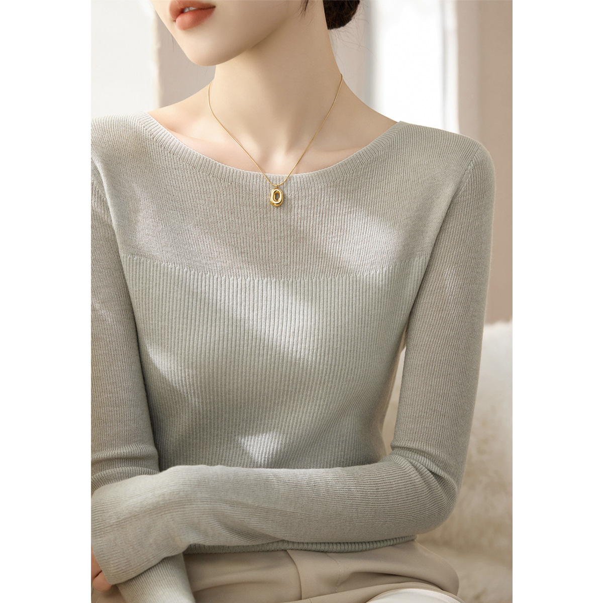 Casual Long-Sleeved High-End Slim-Fitting Top 2025 One-Line Collar Autum New Slimming Look Women's Bottoming Knitwear