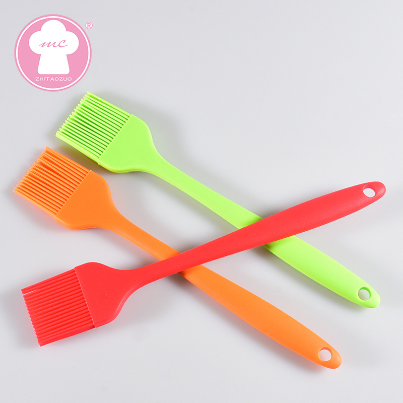DIY Baking Tools 26cm One-piece Large Silicone Brush Barbecue Brush Oil Brush Silicone Cake Sweeper