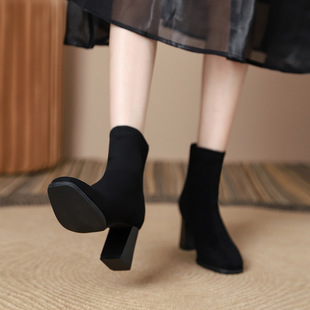 French retro short boots western style explosion square head thick heel women's boots for autumn and winter 2024 new stretch thin boots