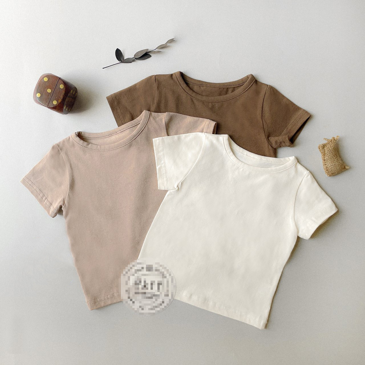 INS Corea del Sur 2022 nuevo bebé manga corta verano niños y niñas bebé cuello redondo dulce color sólido pequeño claro manga superior