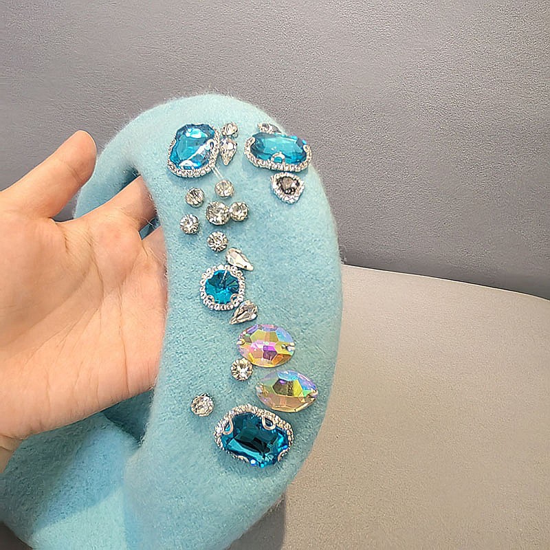 Women's Fashion Solid Color Rhinestone Eaveless Beret Hat display picture 3