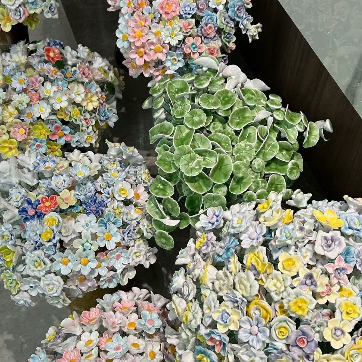 DIY Ceramic Flower High-End Ornaments Holiday Gift Crafts Home Decoration Small Vase Flower Arrangement Artificial Flowers