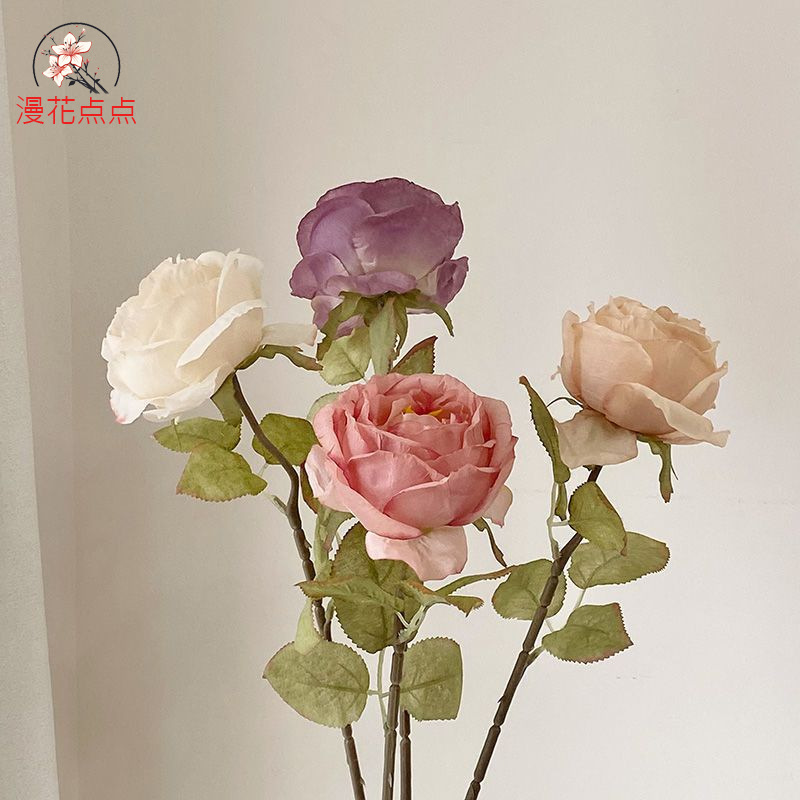 부직포 콜라 가장자리 로즈 시뮬레이션 꽃 스타일 웨딩 침실 장식 장식품 소녀의 심장 피크닉 사진 소품