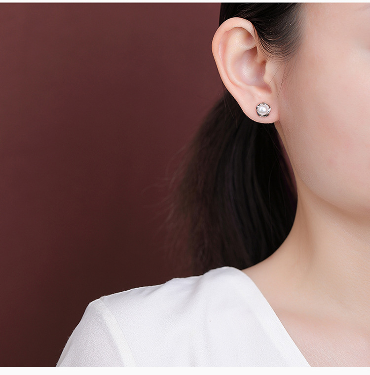 Bông tai bạc S925 mạ vàng Mobius hạt ngọc trai nước ngọt tròn không đều phong cách Pháp — Mẫu bạc chi tiết 5