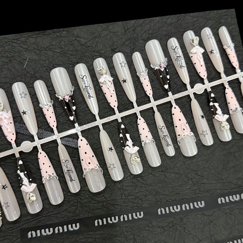 【Black Pink Ballet Diary】New Cat-Eye Wearable Nails, European and American High-End Manicure, Detachable Wearable Nails