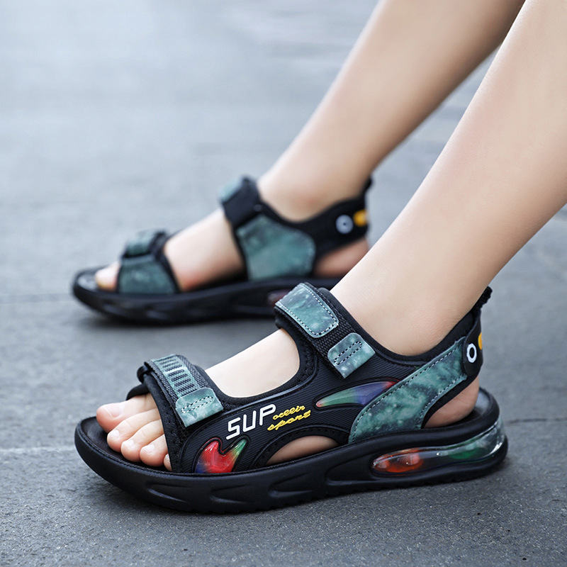 Playa de moda Zapatos para niños medianos y grandes verano niños Fondo suave nuevos zapatos de playa cojín de aire sandalias deportivas para niños año fresco para niños