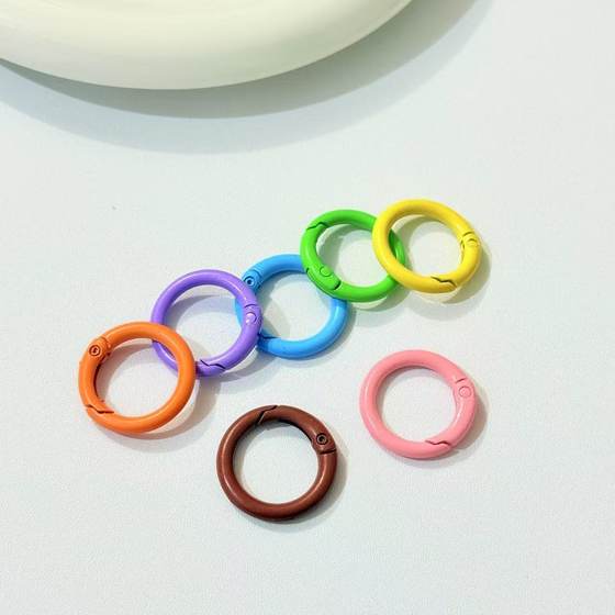 in stock paint zinc alloy color spray paint handmade jewelry accessories key ring key chain spring buckle jewelry wholesale