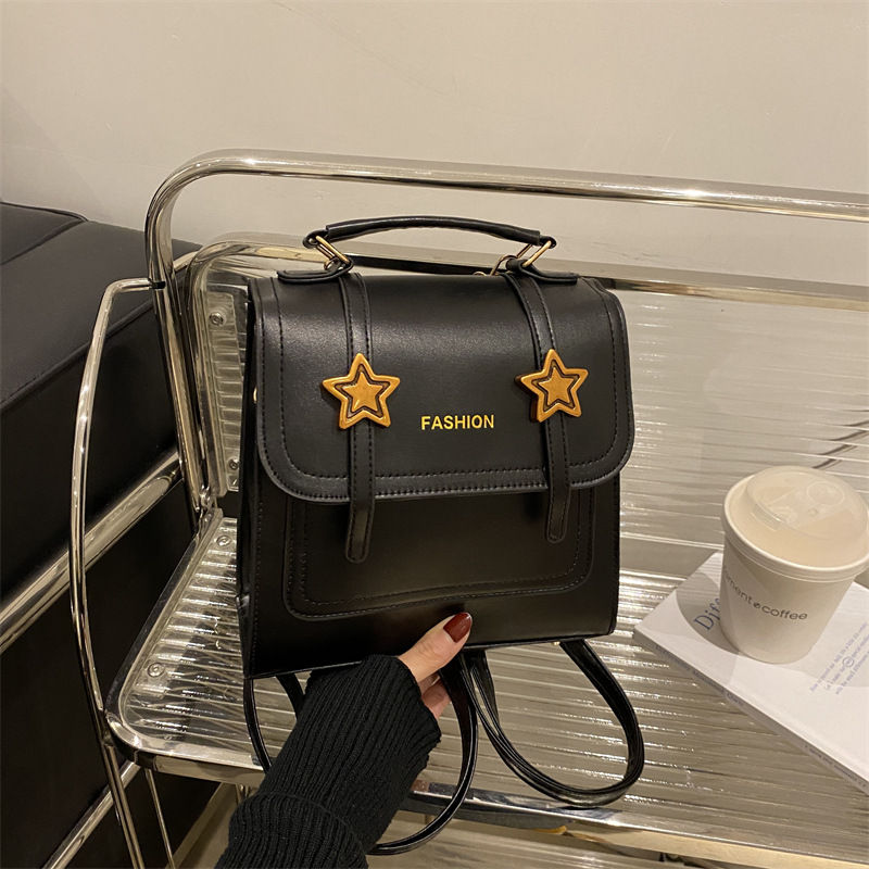 Mochila retro versátil para mujeres nicho diseño 2024 nueva moda alta textura mochila universitaria pequeña