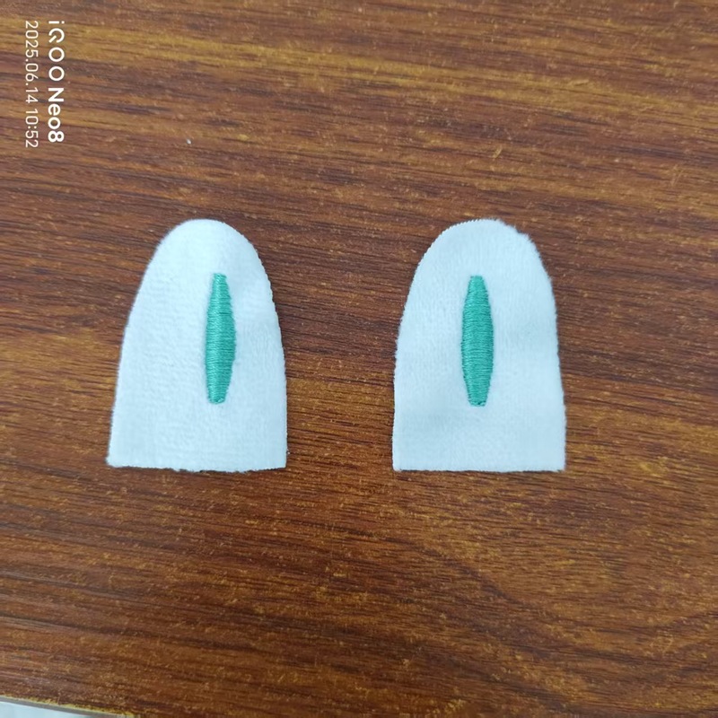 絶妙なバブルマートぬいぐるみスタイルの刺繍耳コンピュータ刺繍布ステッカーアクセサリー工場直接承認供給|undefined