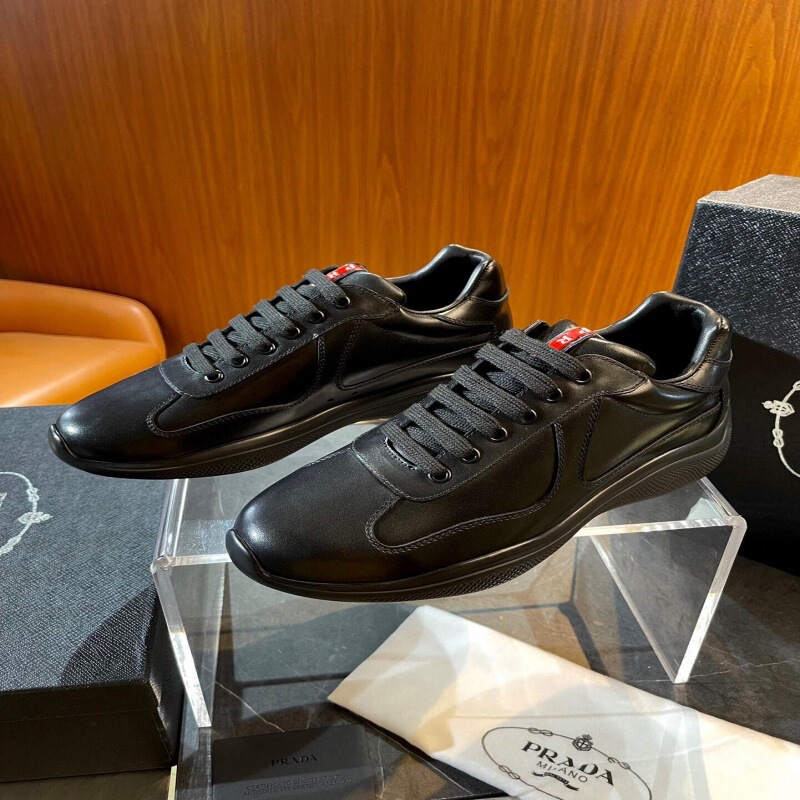 European Luxury P Brand Men's Sports Casual Shoes with Glossy Patent Leather and Metal Texture Fabric, Breathable and Lightweight