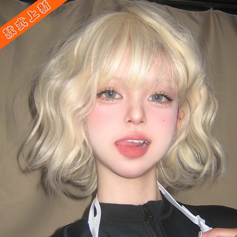 Short Blonde Wig for Women, Natural and Fluffy, Realistic Lolita Wool Curls, Synthetic Hair Wig with Bangs