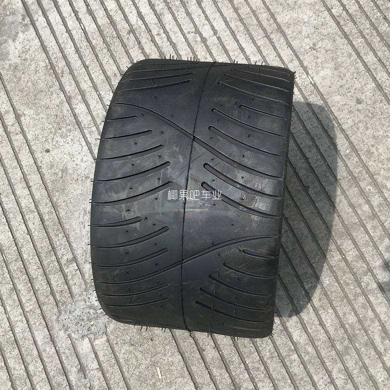 Four-Wheel Off-Road Motorcycle, Beach Bike, Go-Kart, 205/30-10 Inch Road Tire, Vacuum Flat Tire Wheel Hub
