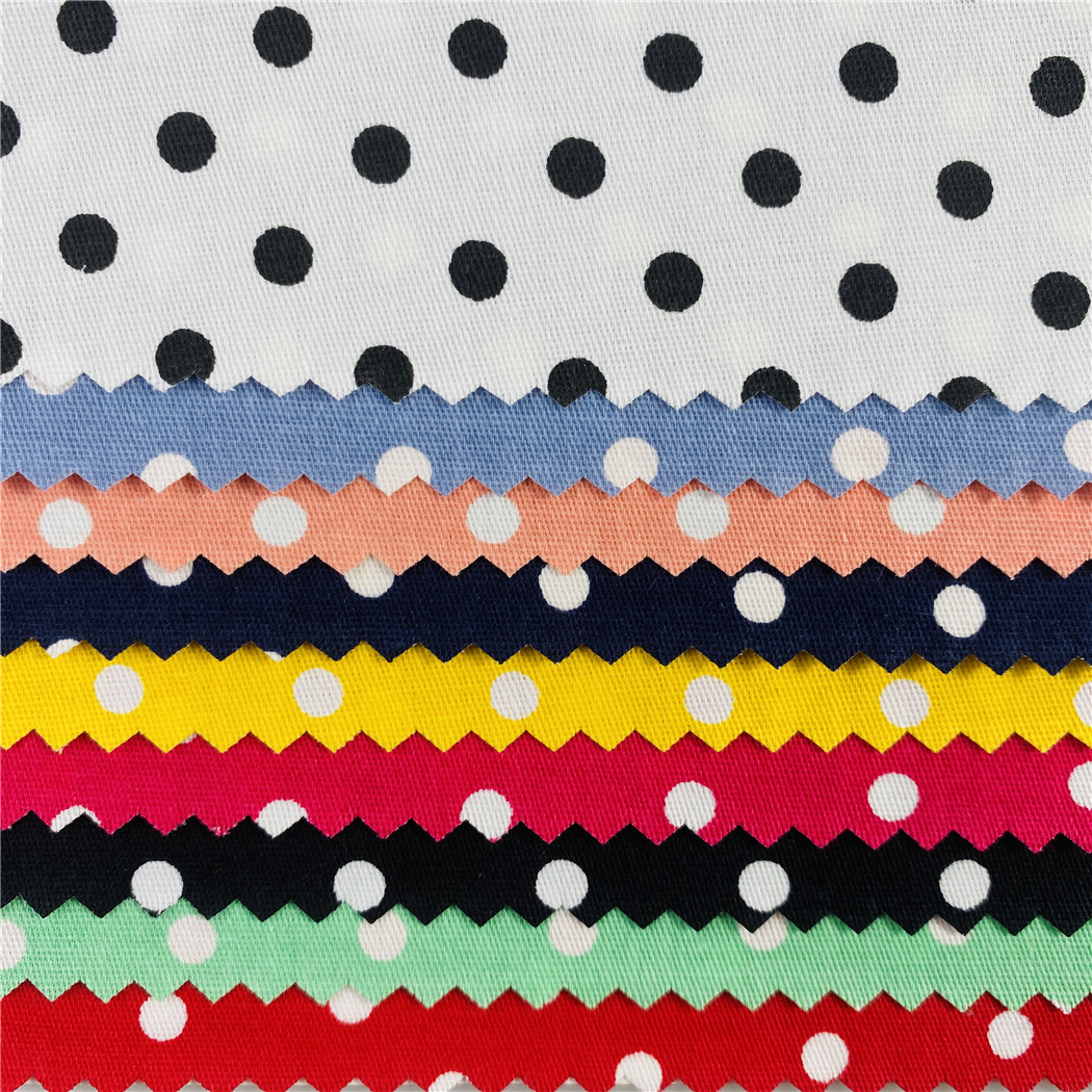 波点布 弹力0.4CM圆点  32支弹力细斜纹印圆点   服装鞋帽面料