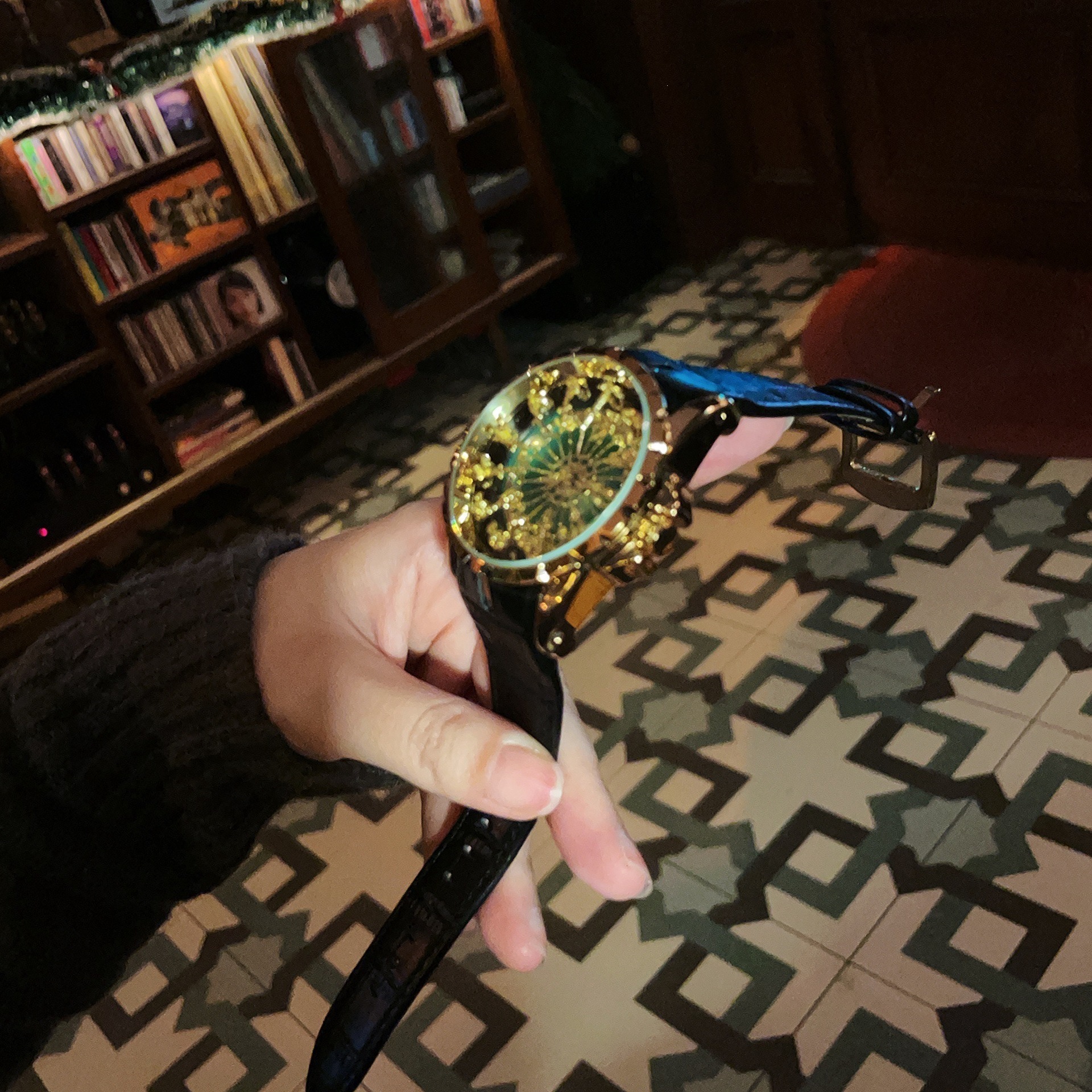 Twelve Knights Round Table Men’s Wristwatch Retro 3d Design Black_voghion.com