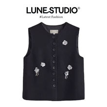 秋日韩系学院风针织马甲叠穿长袖衬衫上衣半身裙三件套