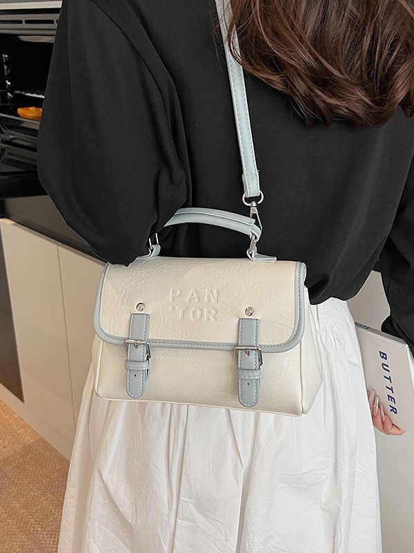 Bolso cuadrado pequeño de moda portátil para mujer 2025 nueva versión coreana de la mochila de moda Bolso bandolera de todo fósforo de nicho de alta gama