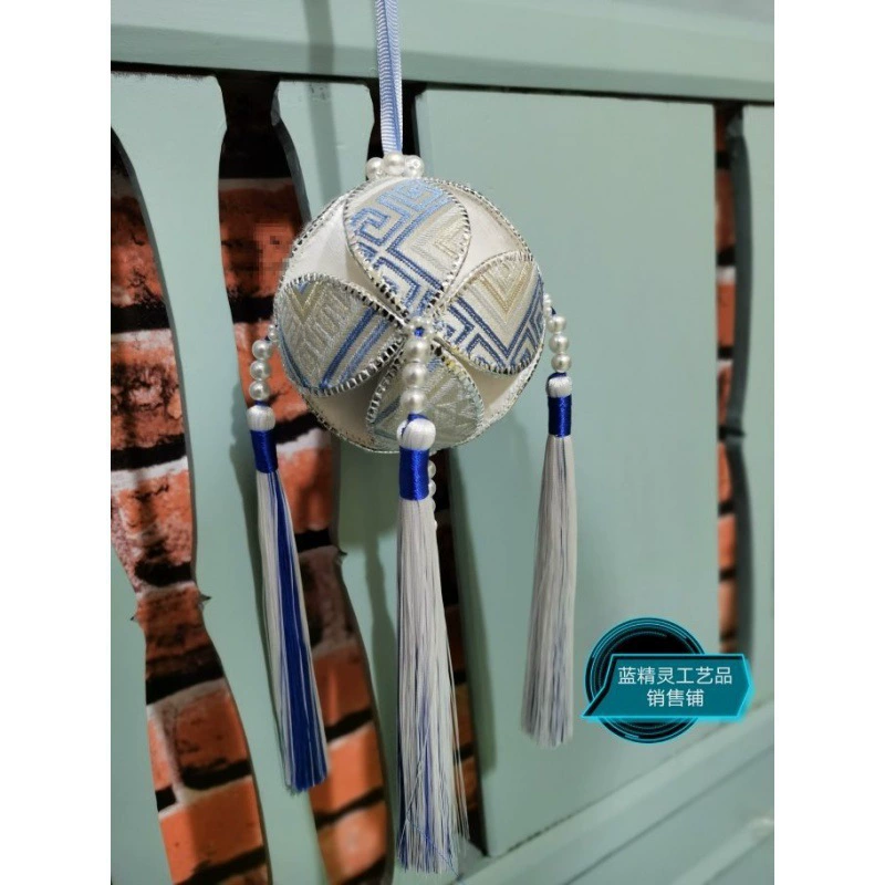 Шар из шелкового бархата Zhuang ручной работы из Гуанси Цзиньцзи Цзюньчжоу символизирует благополучие, творческие этнические особенности, изысканные изделия ручной работы и изысканный Leidezhu.