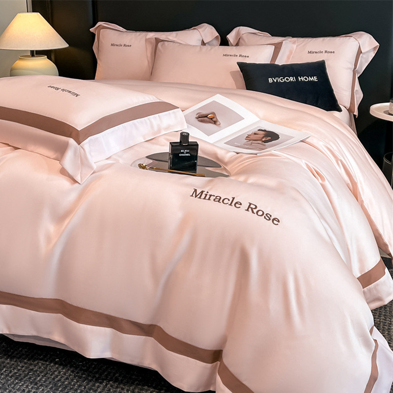 Cama de algodón de lujo ligero de alta gama de cuatro piezas de algodón 2025 nueva ropa de cama de tres piezas con funda de edredón de alta calidad