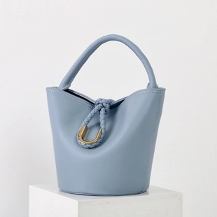 2025�¿�߼�����U��ˮͰ��ţƤ������͹ņμ���r�аٴ�б��Ů