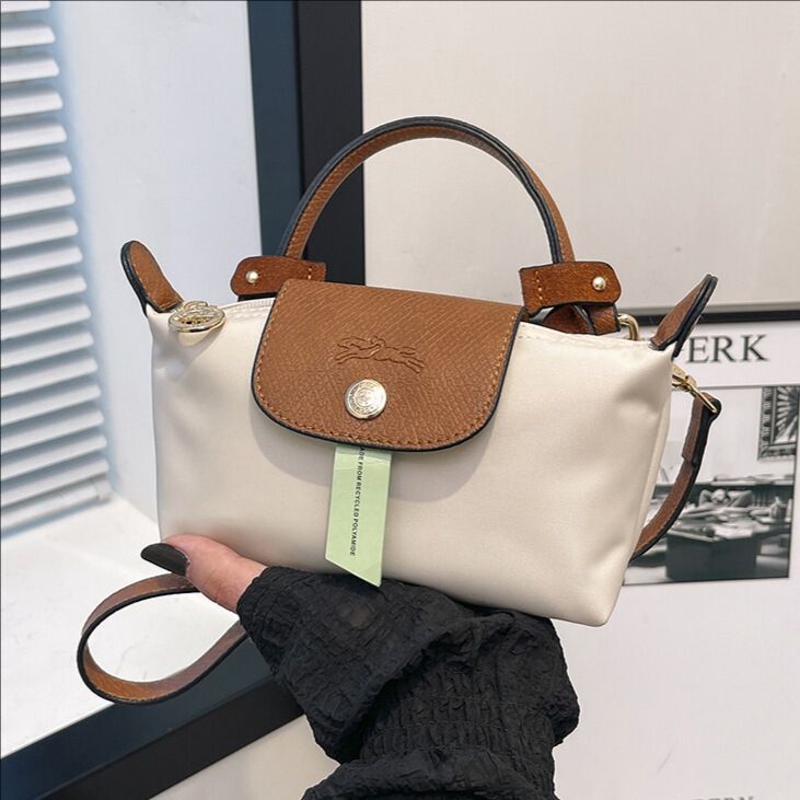 Cross-Border Hot-Selling Mini Casual Mobile Phone Bag 2026 New Fashion Shoulder Bag Women's Commuter Crossbody Bag Cross-Border Hot-Selling Mini Casual Mobile Phone Bag 2026 New Fashion Shoulder Bag Women's Commuter Crossbody Bag