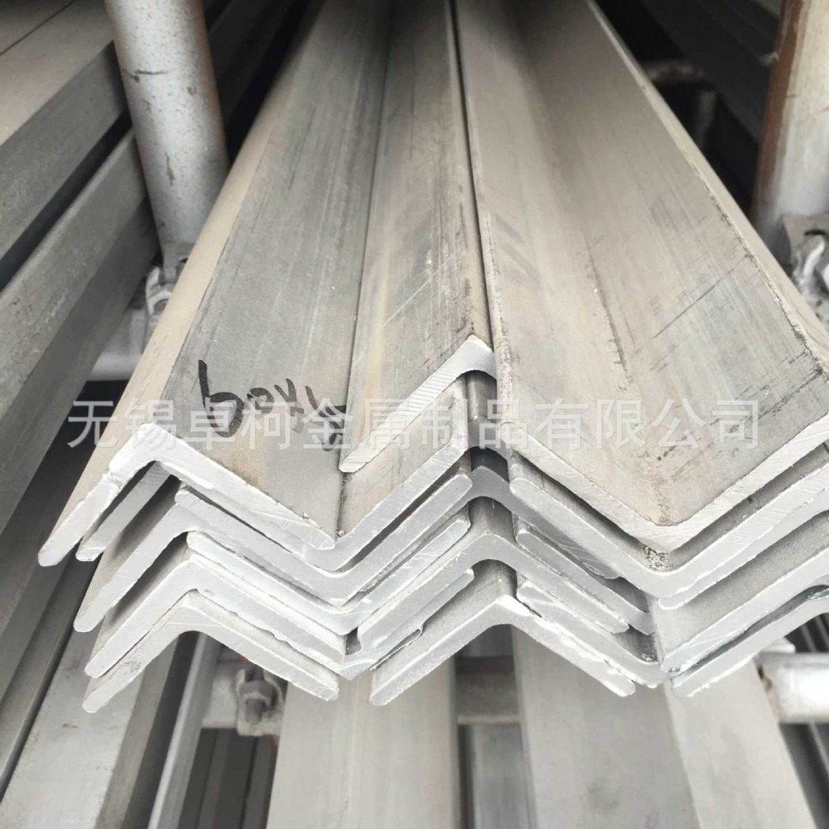 304不锈钢角钢60*60*5现货销售冷拉酸洗批发制角钢不锈钢等边角钢