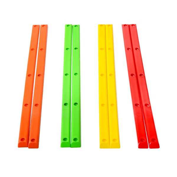 Universal plastic skateboard
