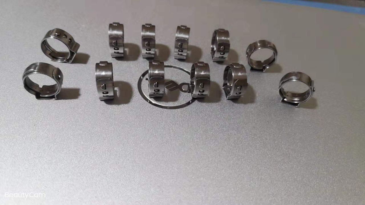 厂家批发  不锈钢单耳无极耳型油管卡箍  可调多孔软管夹规格齐全