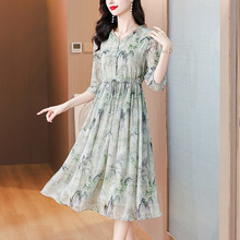 专柜桑蚕丝连衣裙女2025新款气质优雅中年妈妈时尚复古显瘦印花裙