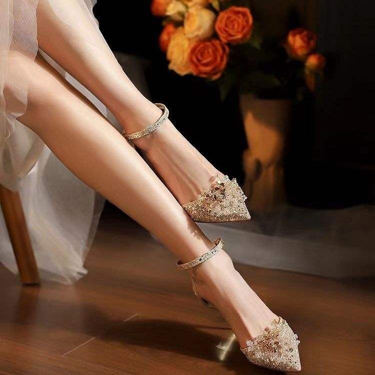 秀禾服婚鞋女2025年新款凉鞋中式新娘鞋红色高跟鞋女夏季