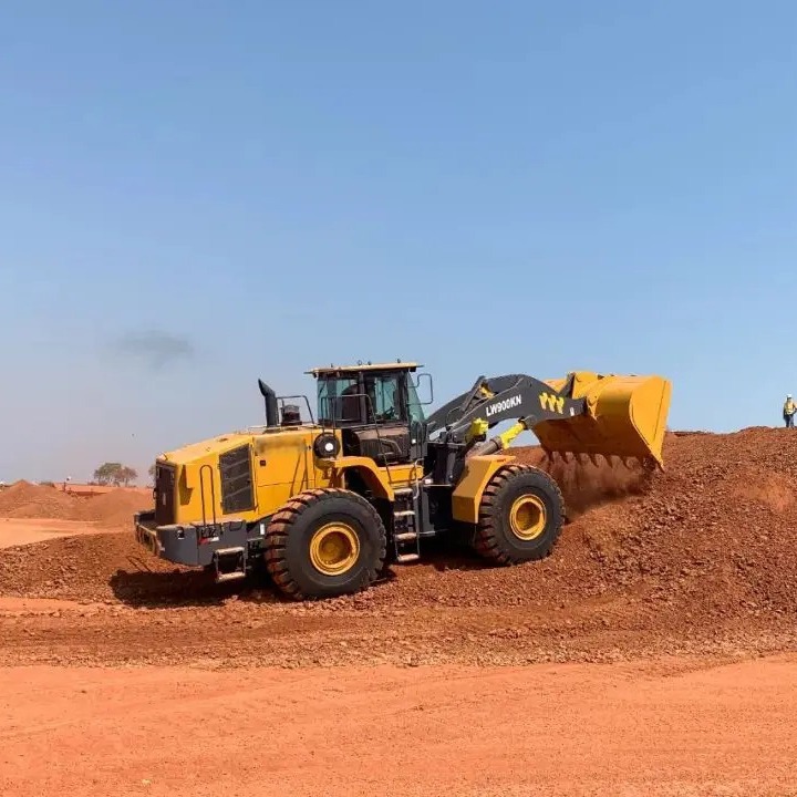 LW900KN 5.5CBM 斗式 9 吨装载重量轮式装载机