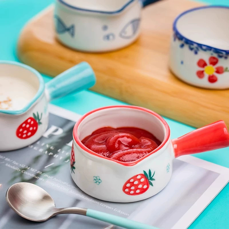 Ceramic sauce cup with handle, small milk jug for Western-style steak sauces, mini coffee milk cup, milk container, small sauce pot, condiment dish