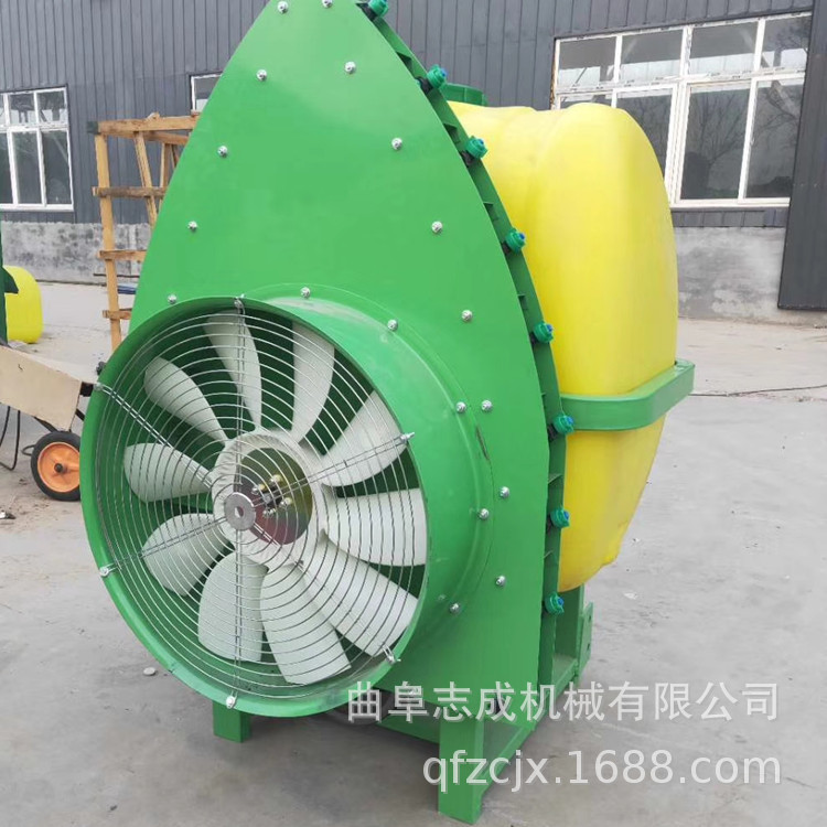志成果园杀虫悬挂打药机  拖拉机后挂加厚桶风送喷药机 雾化细致