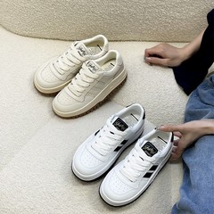 优慕妮2025秋款休闲运动小白鞋厚底滑板轻便美式德训鞋拼色板鞋