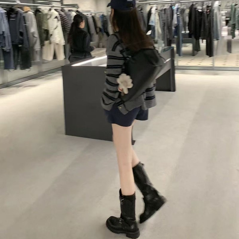 葡萄妈studiolee 英黎街头~ 水洗马皮酷飒圆头扣带厚底骑士靴女|undefined