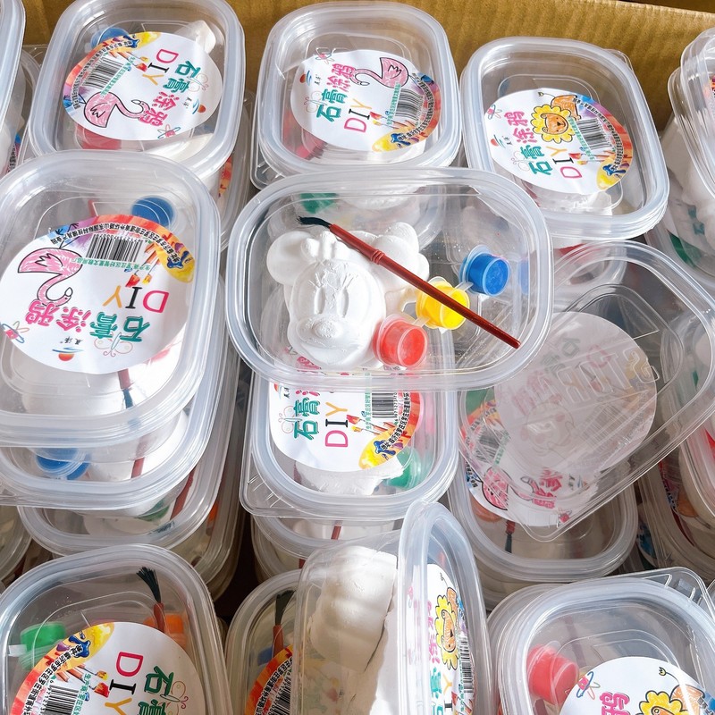 子供の色絵ミニ石膏人形幼稚園diy創意落書き白地玩具広場に屋台を並べて卸売りします。|undefined