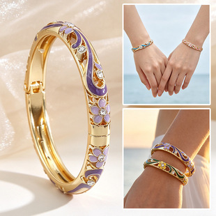 �W���L�����߹ǵ��ͬm�����C��ɫ僽������֭hŮС����F؛���l